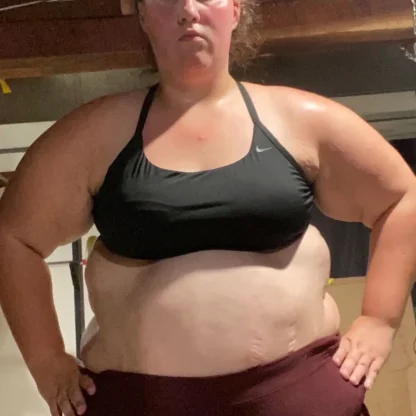 Emma Hooker's progression of losing weight