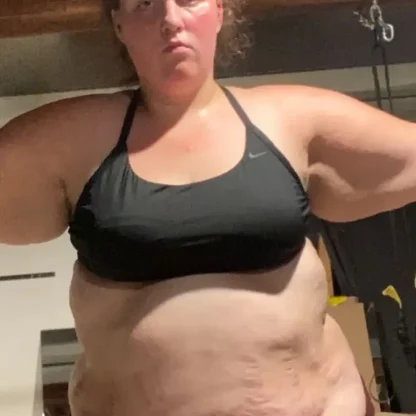 Emma Hooker's progression of losing weight