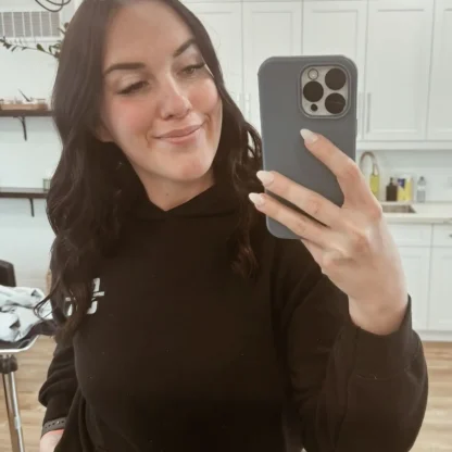 Emma Hooker's progression of losing weight